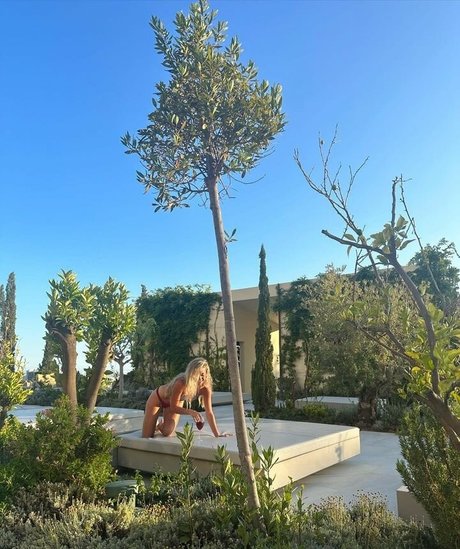 Alba Reche étoile hd photo