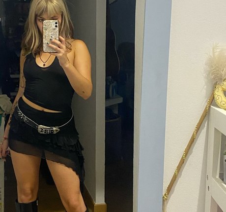 Alba Reche star pornographique images