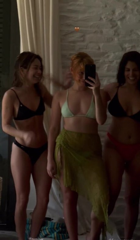 pom-pom girl asiatique onlyfans xxx chaud photo