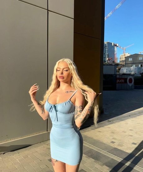 femme nue onlyfans pornographique érotique collection