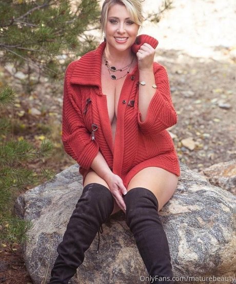 plage seins nus onlyfans top magnifique photos