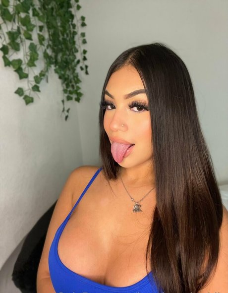 gros seins asiatiques onlyfans haut nu archive