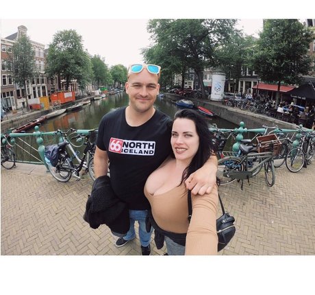 pawg épais uniquementfans belle chaude images