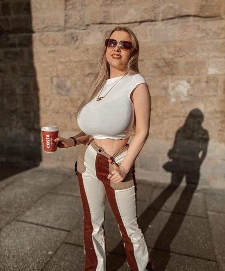 éjacule sur la langue onlyfans pornographique xxx des photos