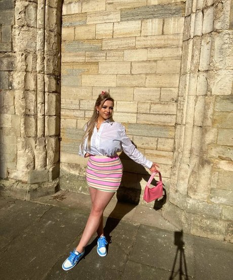 super maigre onlyfans art érotique img