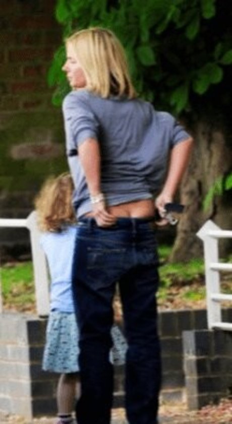 Buttcracks star du porno érotique images