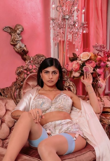 miakhalifa modèle sympa image