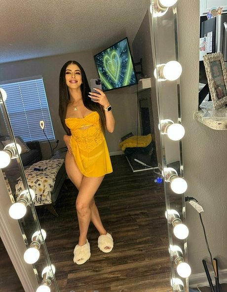 Sophialeonexo actrice de nus images