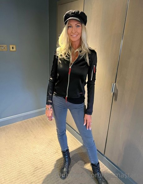 baby-sitter uniquement pour les fans érotique xxx img