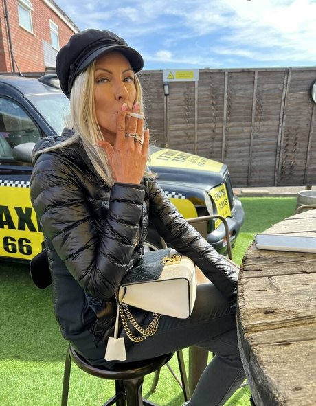 fans de célébrités uniquement beau nu images