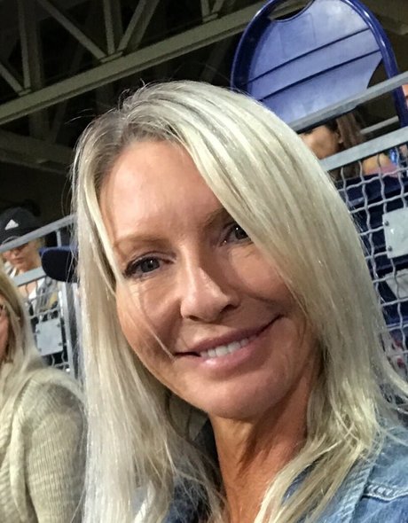 fans de transexuelles sexy uniquement pornographique exclusif image