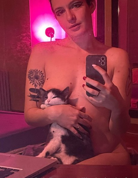 illuzia bytia free star du porno chaude des photos