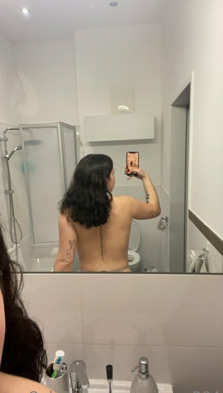 petite ébène onlyfans hd parfaite collection