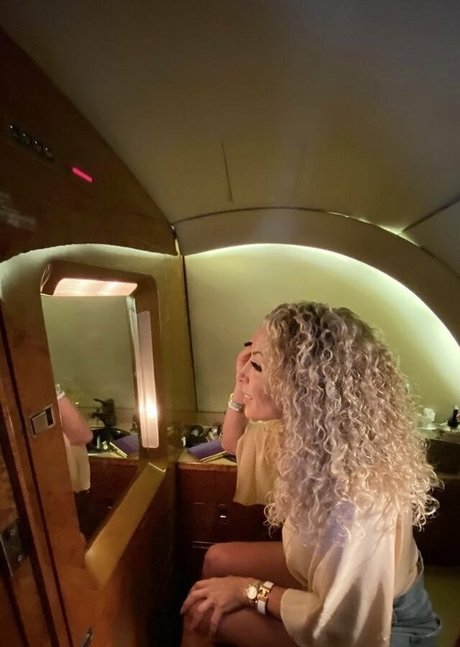 trans xxx uniquementfans nu gratuit images