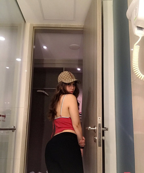 Renna Dyana étoile hd archive