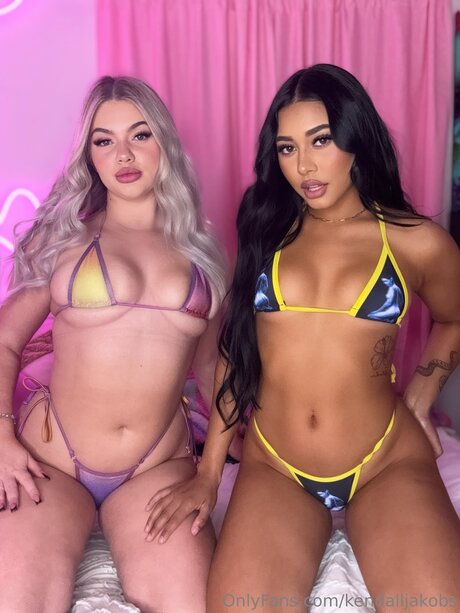 kendalljakobs sexe star photos