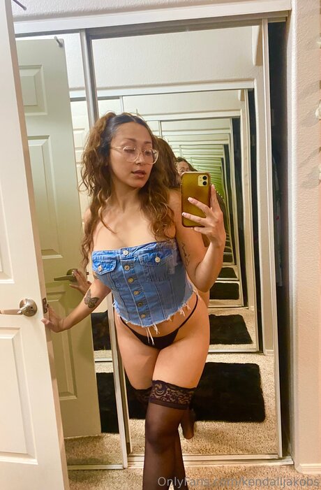 kendalljakobs star du porno adulte galeries