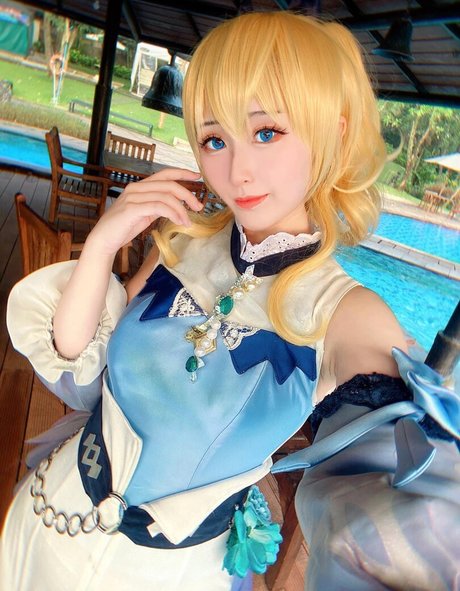 Larissa Rochefort modèle hd images