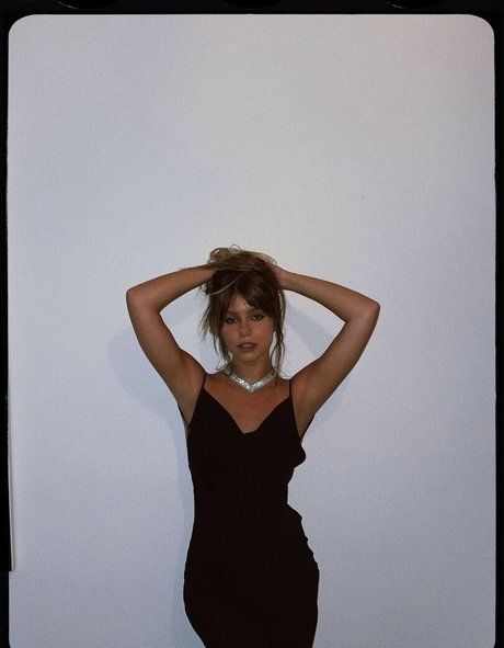 Clarissa Muller modèle exclusif images