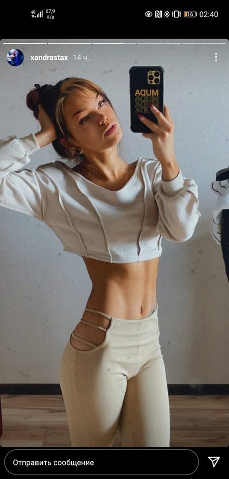 Andrasta actrice pornographique photo