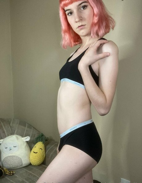 Bubblepinkelle actrice libre images