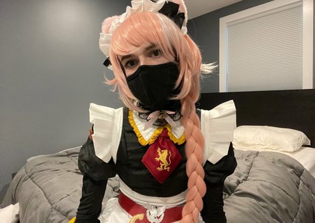 chaton courbé onlyfans sexy xxx archive