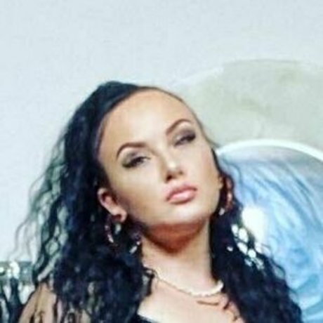 servingvelvet modèle de sexe photo