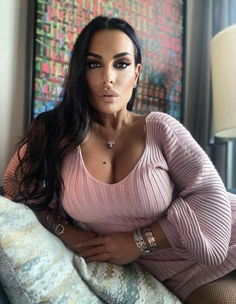 Silvia Iacucci xxx étoile img