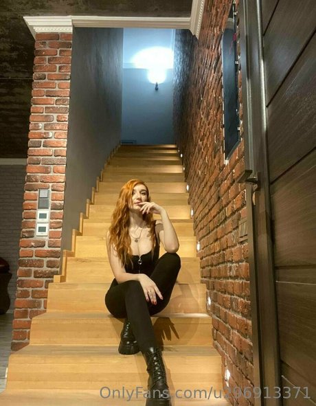 moniiikaaaa star du porno en haute qualité galeries