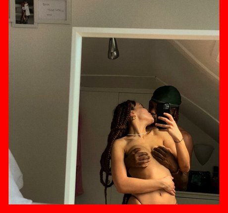 Alizehxrouge actrice porno archive