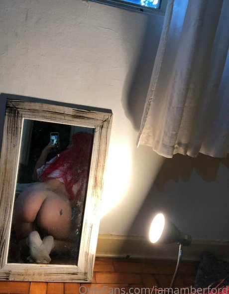 Amber Ford jolie star du porno archive