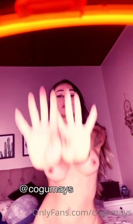 femme seulementfans haute qualité gratuit image