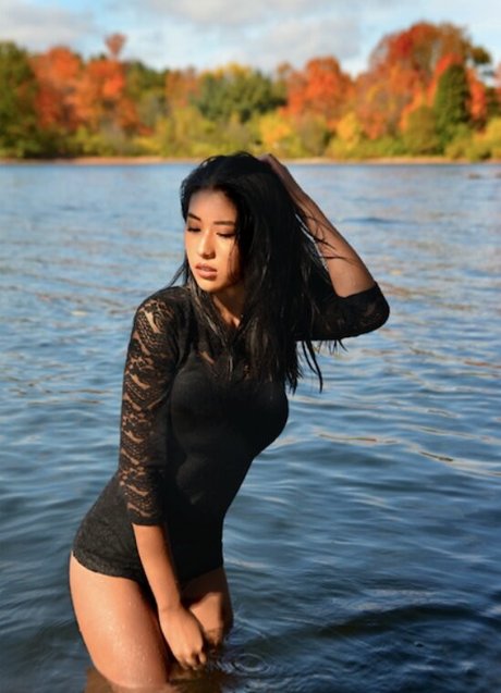 Fionaylin star pornographique images