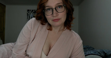 Bettie Bondage jolie actrice photo