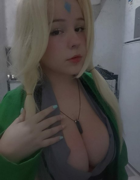 Bia Kimii modèle xxx image