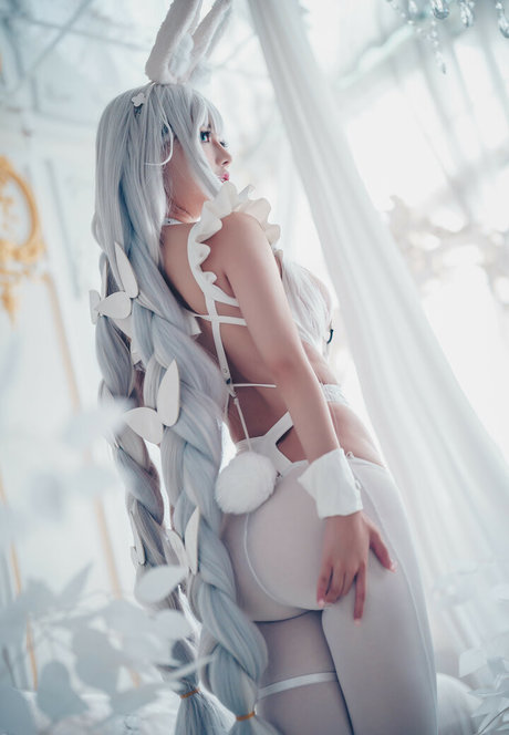 Okita Rinka étoile de l'art images