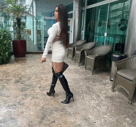 Biadavitoria actrice nue galerie