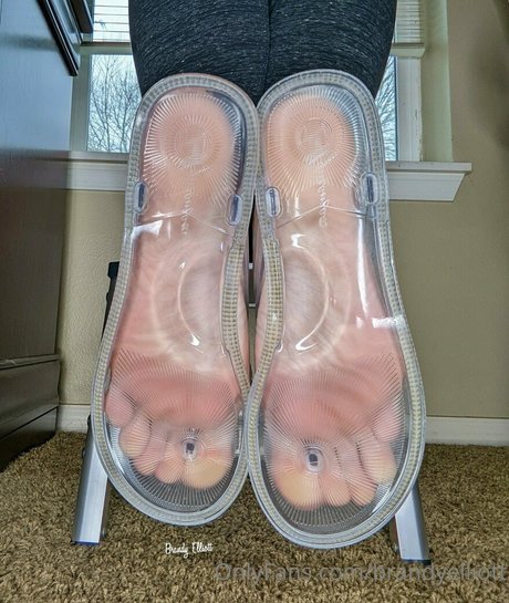 brandyelliott belle actrice galerie