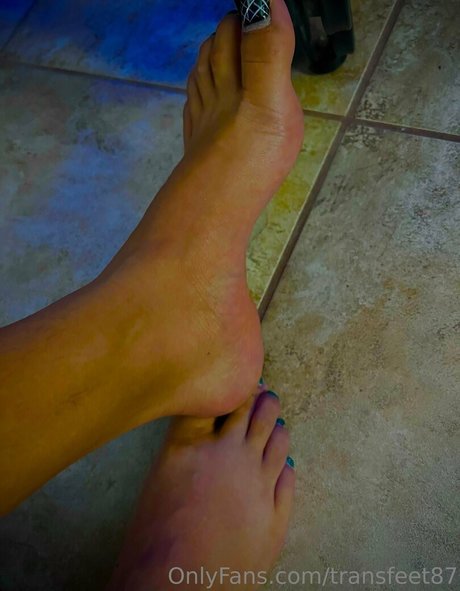 tgirlfeet35 actrice chaude photos