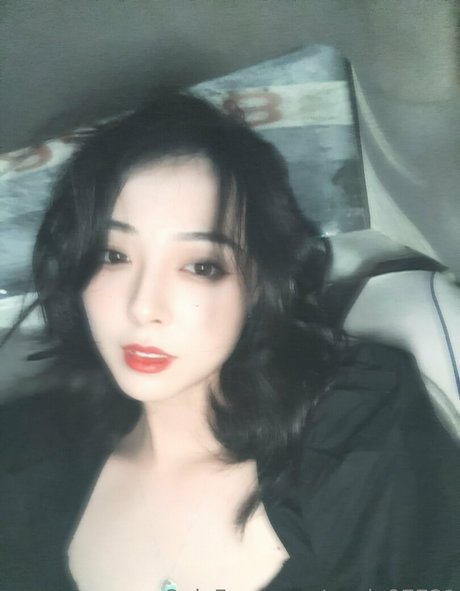 latines aux courbes uniquementfans érotique de haute qualité des photos