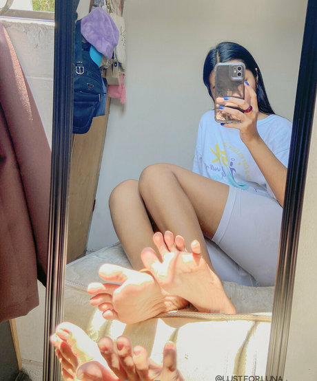 fans asiatiques célèbres assez érotique collection