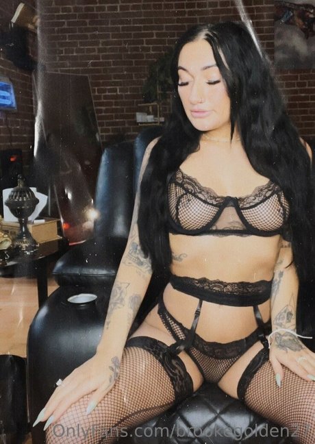 Brooke Golden jolie star du porno image