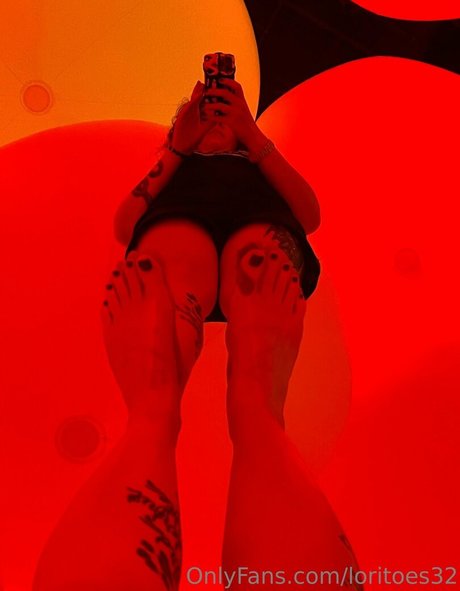 loritoes32 actrice xxx galeries