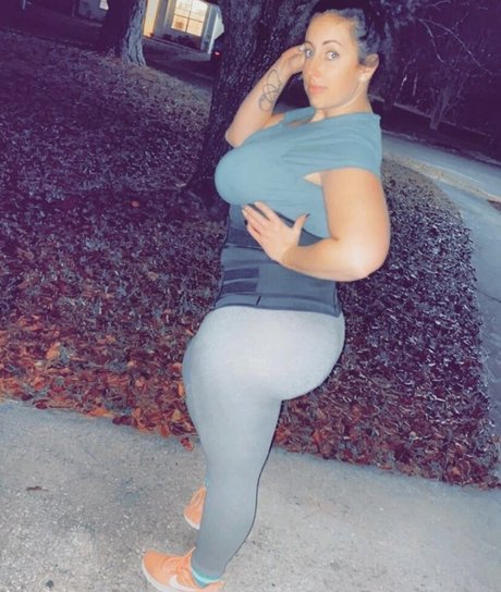 Thickitalianmami modèle chaud photos