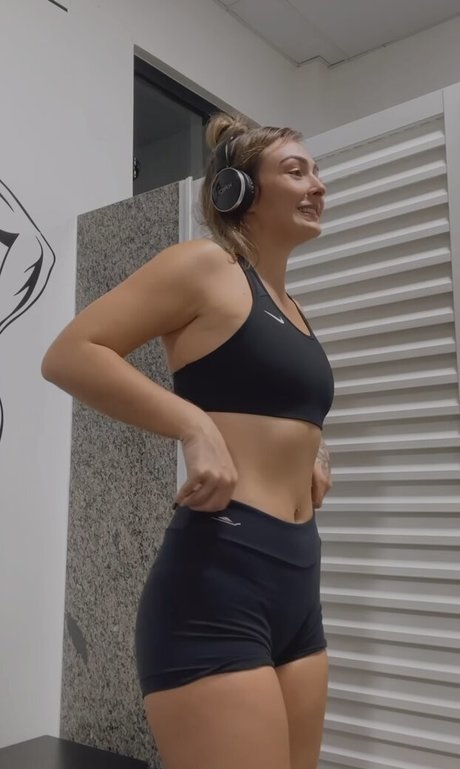 Gabi Gagliassi star du porno xxx img