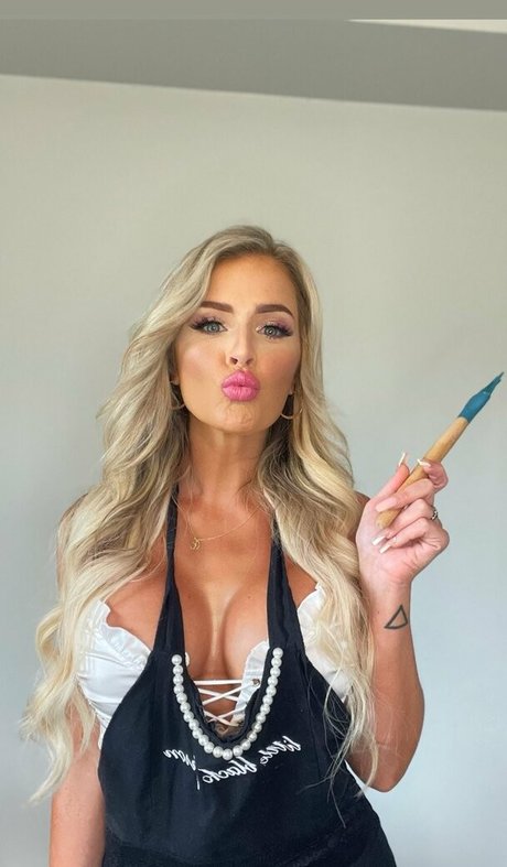 super maigre onlyfans haut por des photos