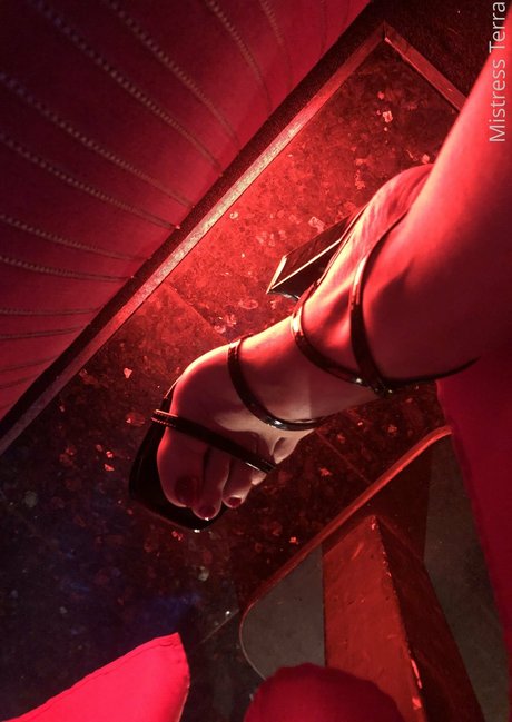 latina épaisse uniquementfans art haute définition des photos