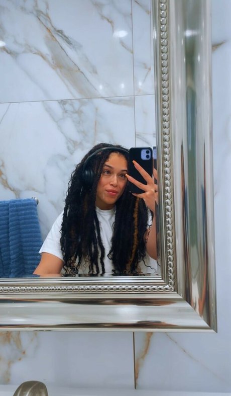 yoga sensuel onlyfans assez chaud img