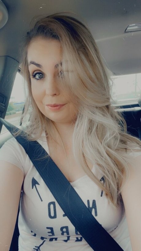 xxsarahtease modèle parfait archive