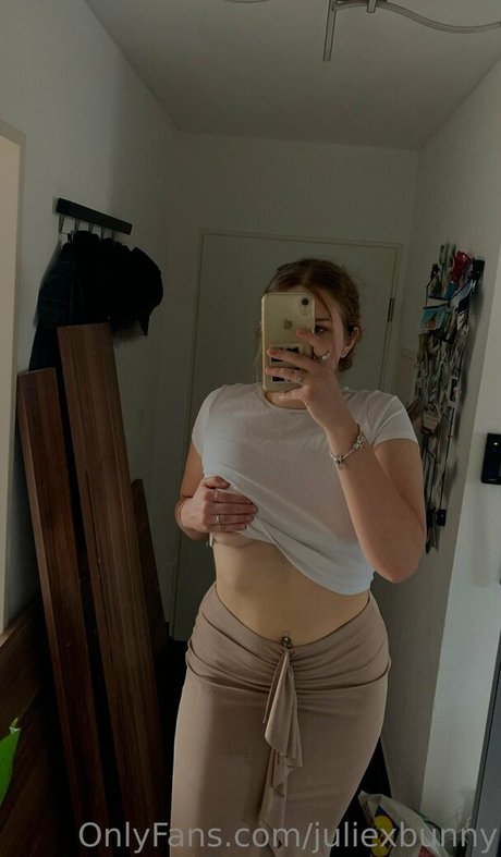 laraa hdr art de star du porno des photos